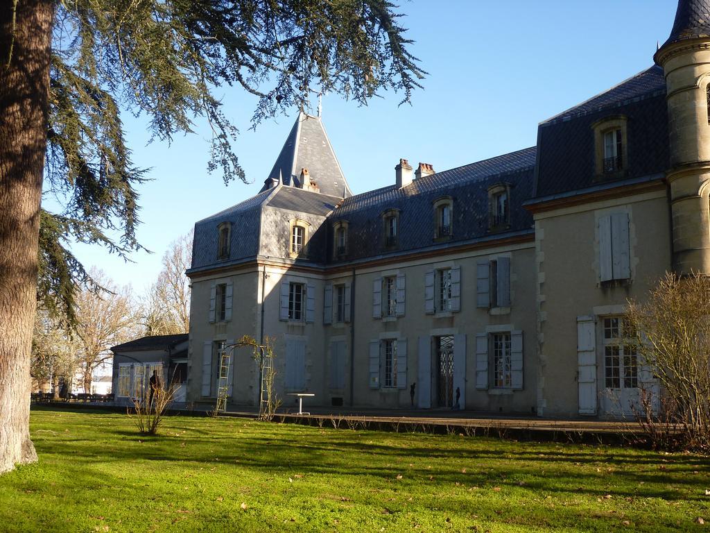 Hotel Camping Parc Du Chateau D'Allot Boé Exterior foto